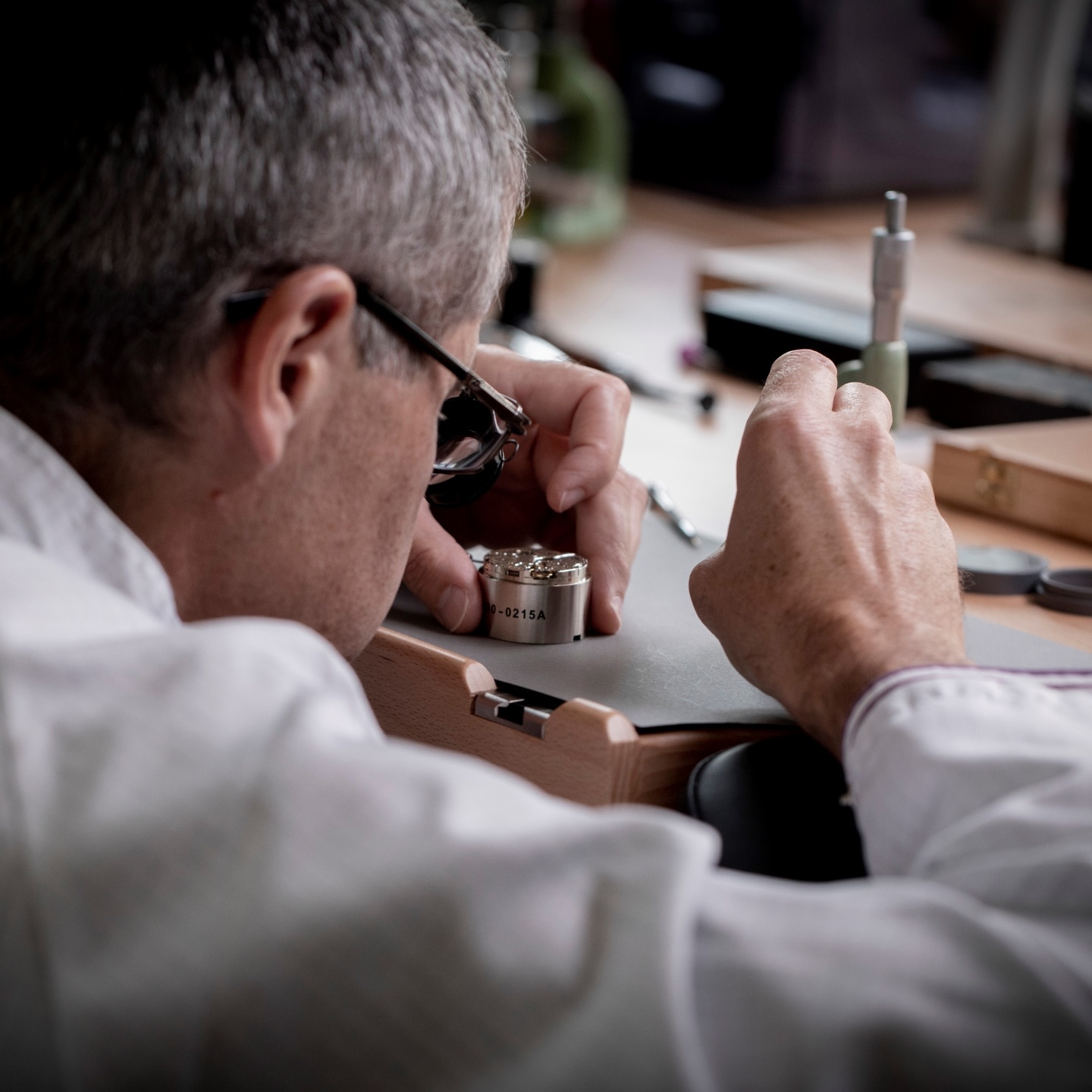 MEET OUR ARTISANS From expertise to emotion ショパールの誇り高き職人たち(6)―Chopard(ショパール)