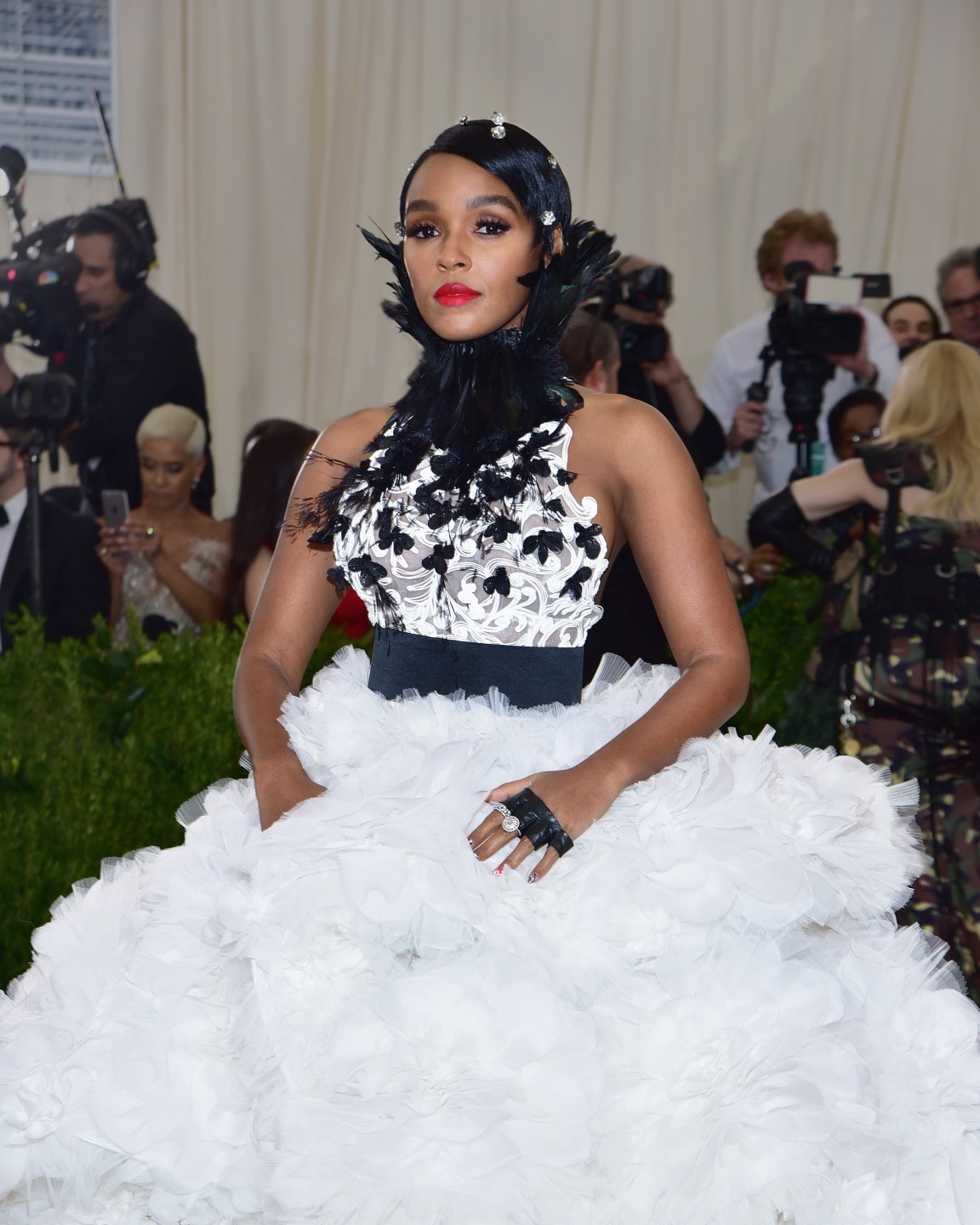 ティファニーのハイジュエリーを纏い、豪華セレブリティがMet Gala 2017に登場(5)―Tiffany & Co.(ティファニー)