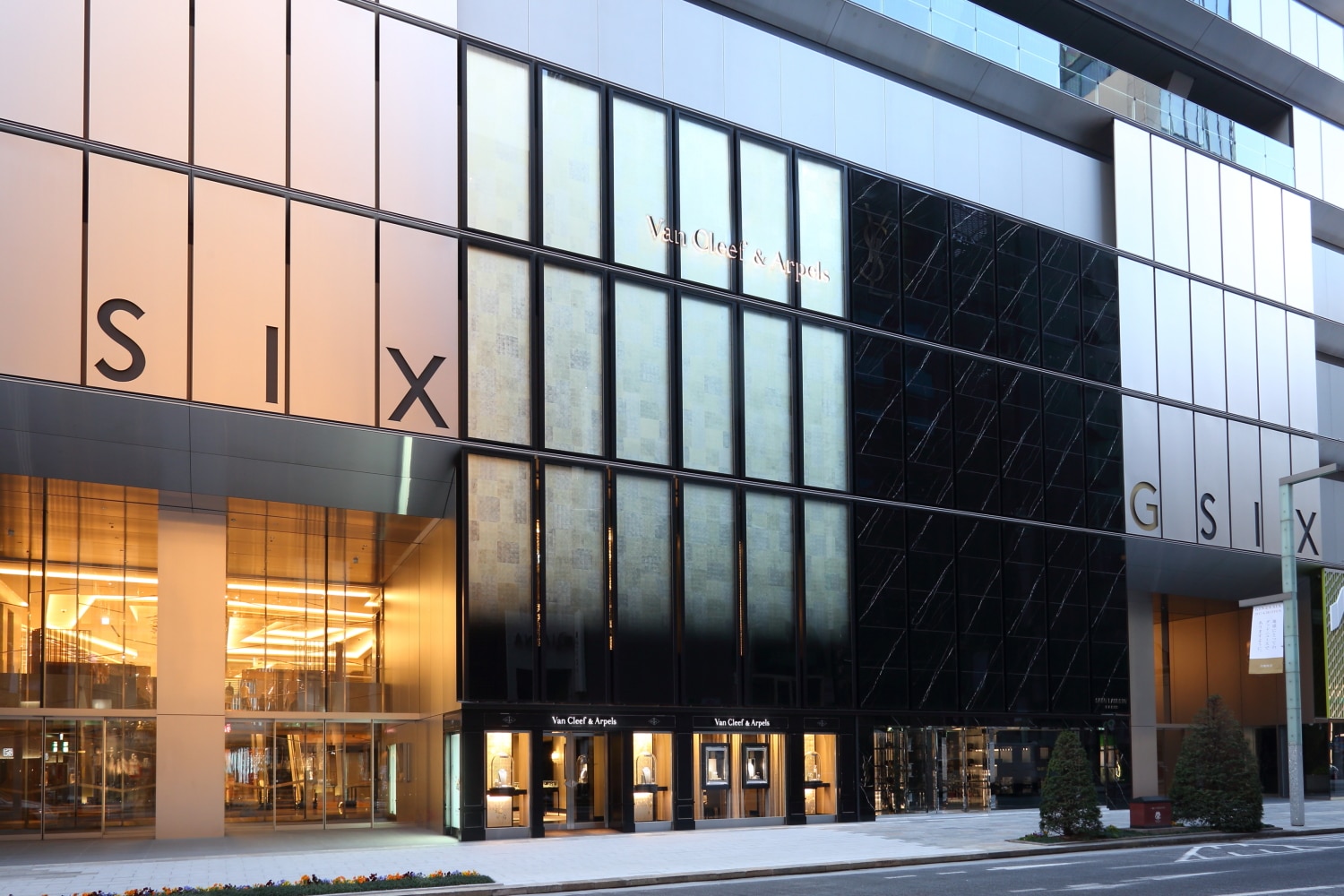 Ginza Six店 Van Cleef Arpels ヴァン クリーフ アーペル マイナビウエディング プレミアムジュエリー